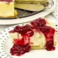 Raspberry cream Cheesecake